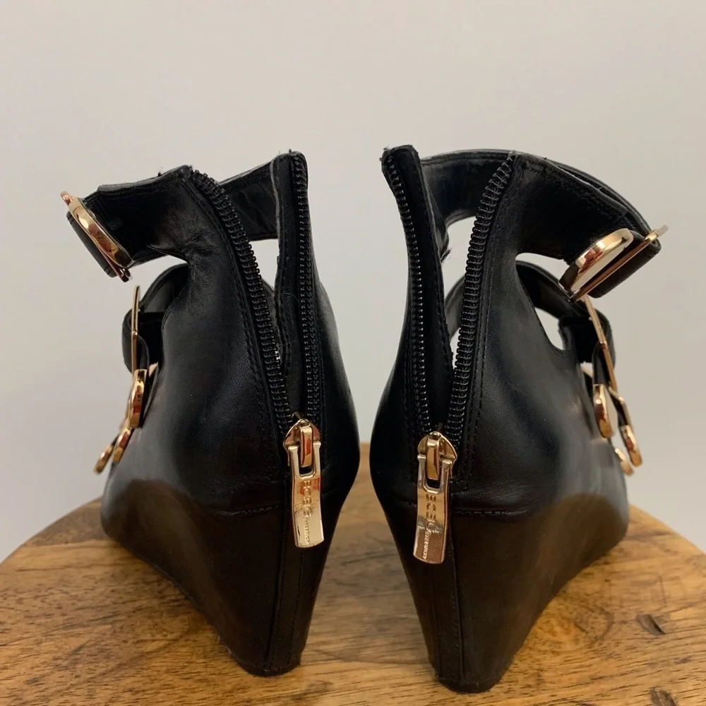 BCBG Generation black wedges